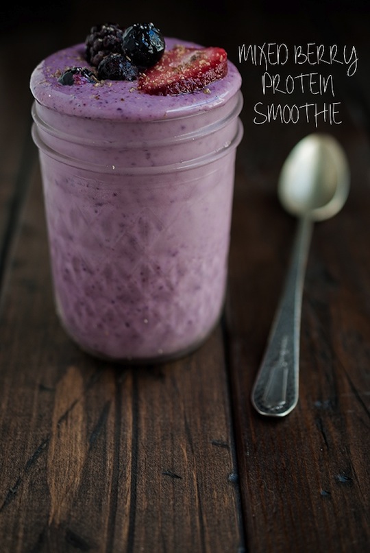 mixed berry protein smoothie